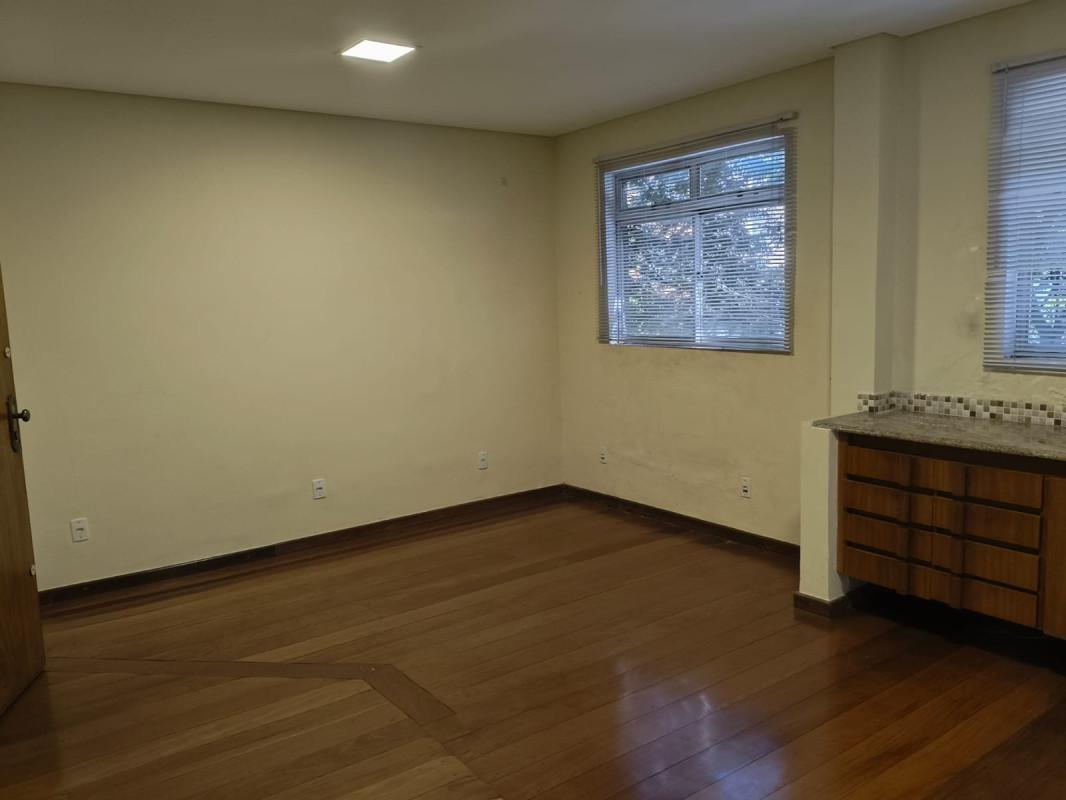 Sala, Nova Suíssa, 0 Quarto, 0 Vaga