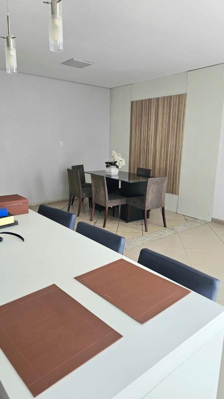 Casa, Filadélfia, 3 Quartos, 4 Vagas, 2 Suítes