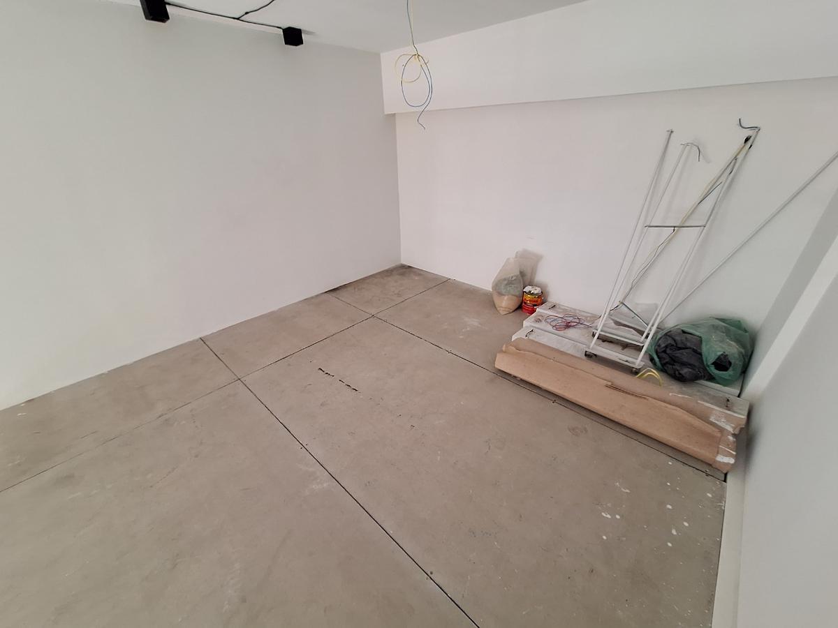 Sala, São José, 0 Quarto, 1 Vaga