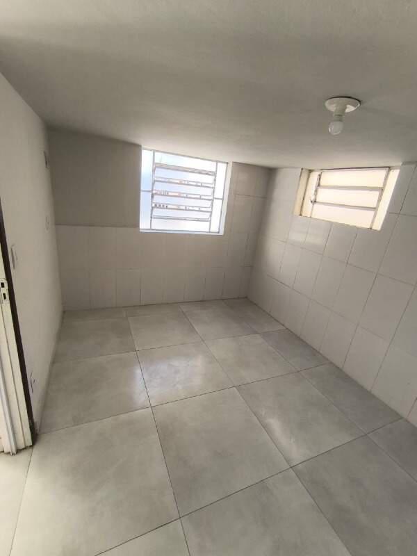 Apartamento, Sagrada Família, 1 Quarto, 0 Vaga