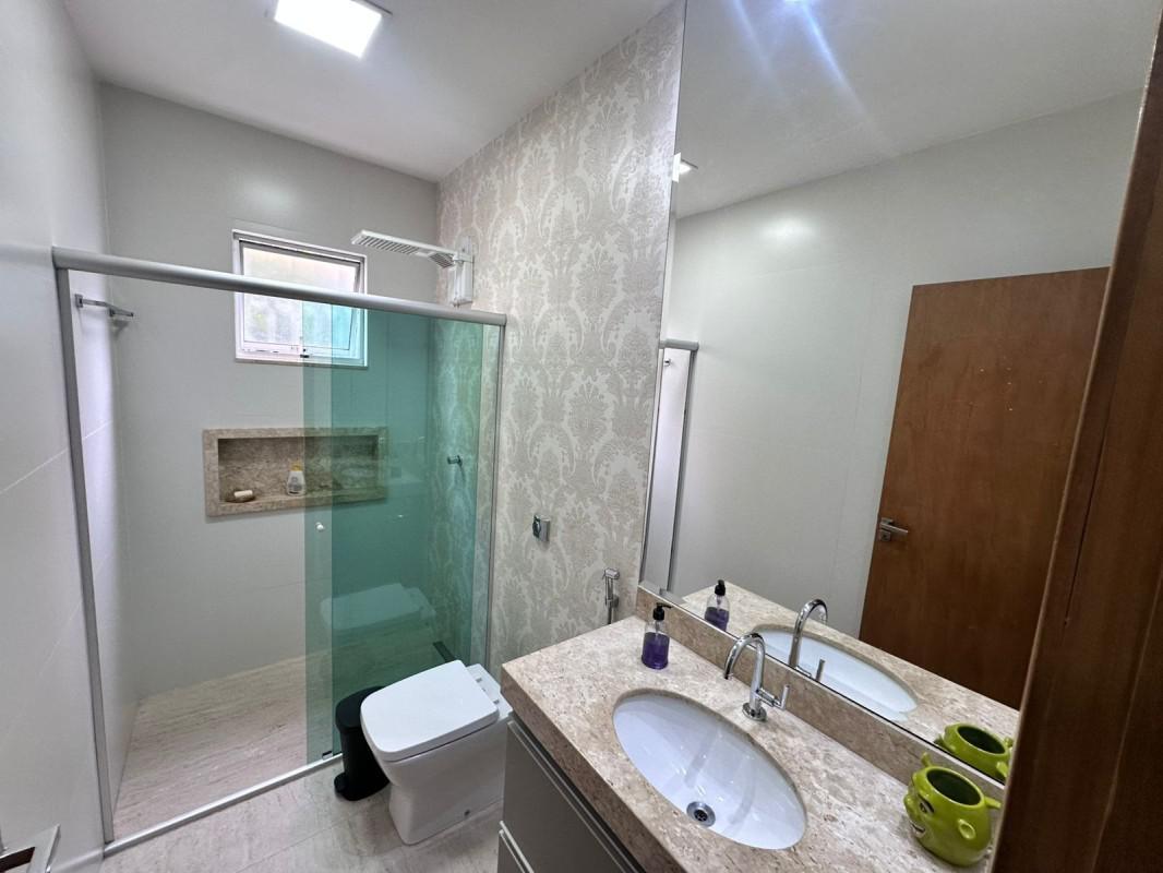 Casa, Parque Xangri-lá, 4 Quartos, 4 Vagas, 1 Suíte