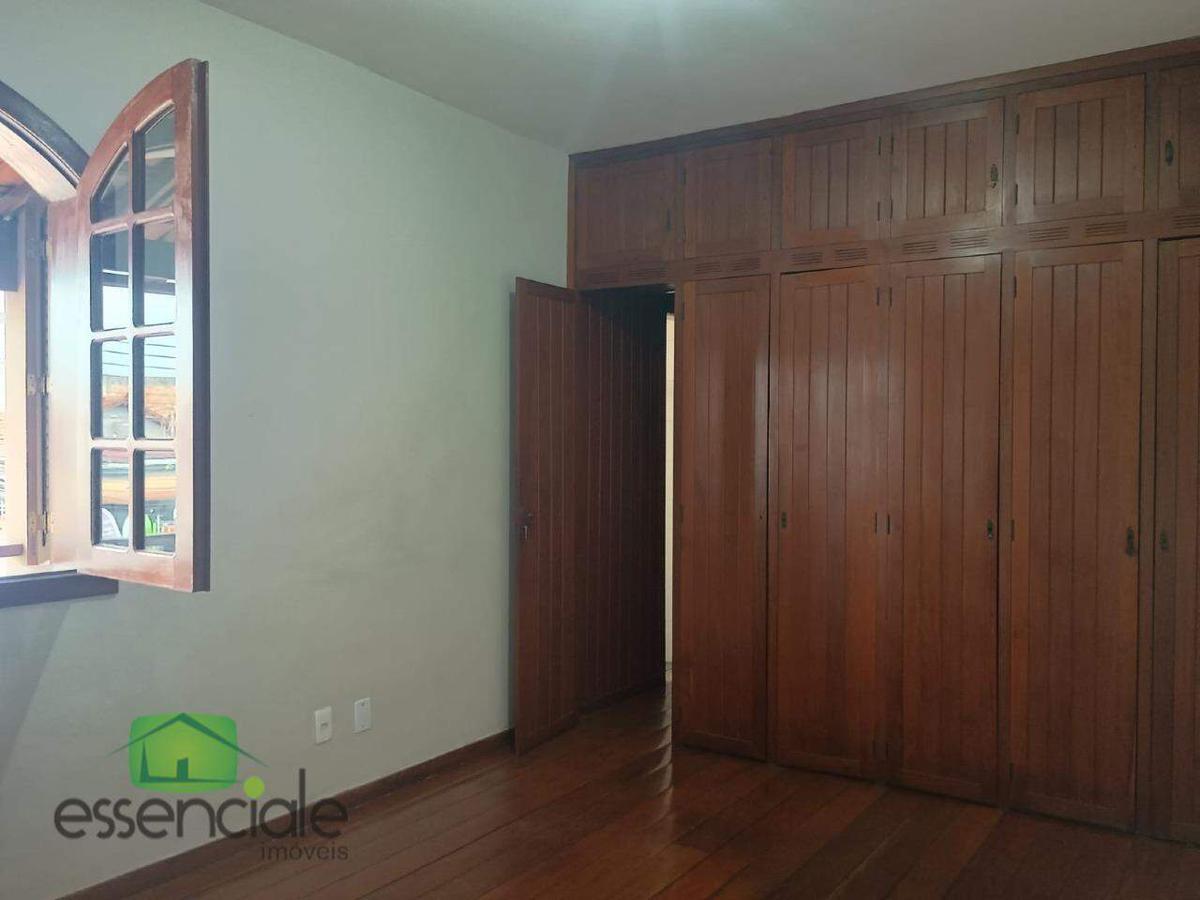 Casa Comercial, Centro, 3 Quartos, 6 Vagas, 1 Suíte