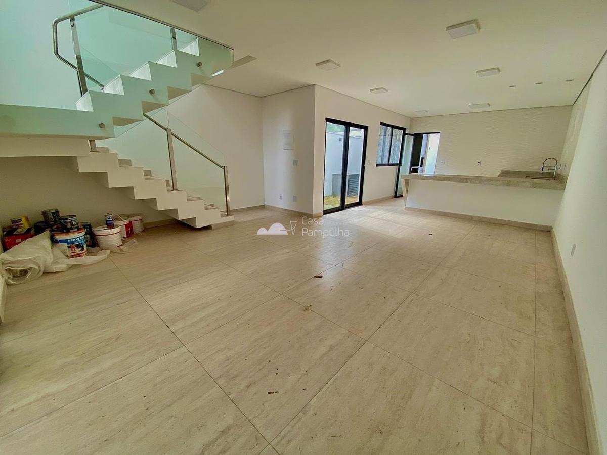 Casa, Paquetá, 3 Quartos, 4 Vagas, 1 Suíte