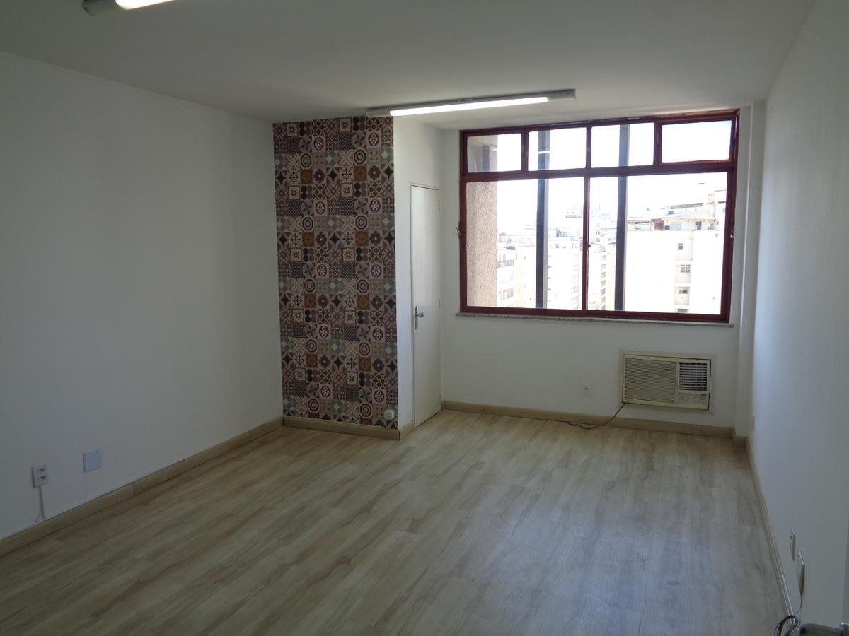 Sala, Centro