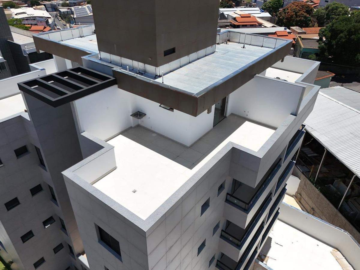 Cobertura, Jardim Industrial, 2 Quartos, 2 Vagas, 1 Suíte