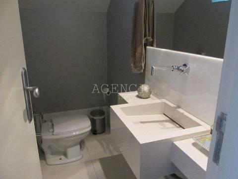 Casa, Bandeirantes (pampulha), 5 Quartos, 0 Vaga, 3 Suítes