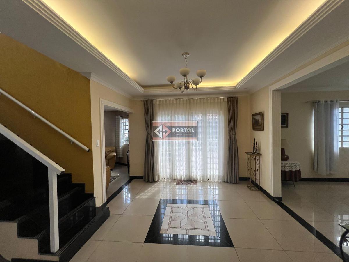 Casa, Planalto, 4 Quartos, 3 Vagas, 1 Suíte