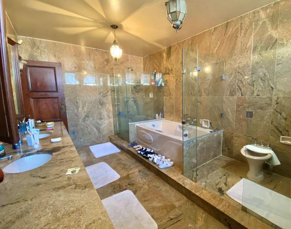 Casa, São Luiz (pampulha), 5 Quartos, 5 Vagas, 3 Suítes