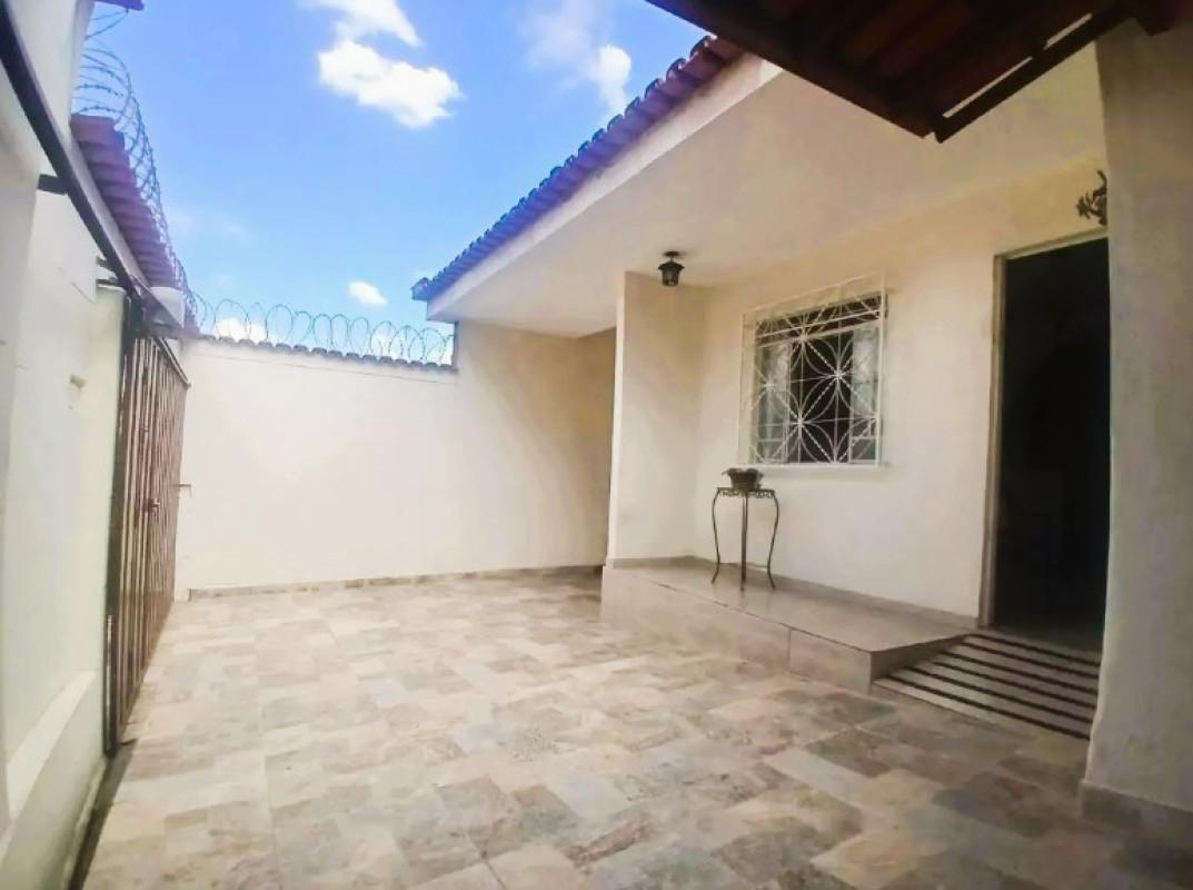 Casa, Salgado Filho, 3 Quartos, 3 Vagas, 1 Suíte