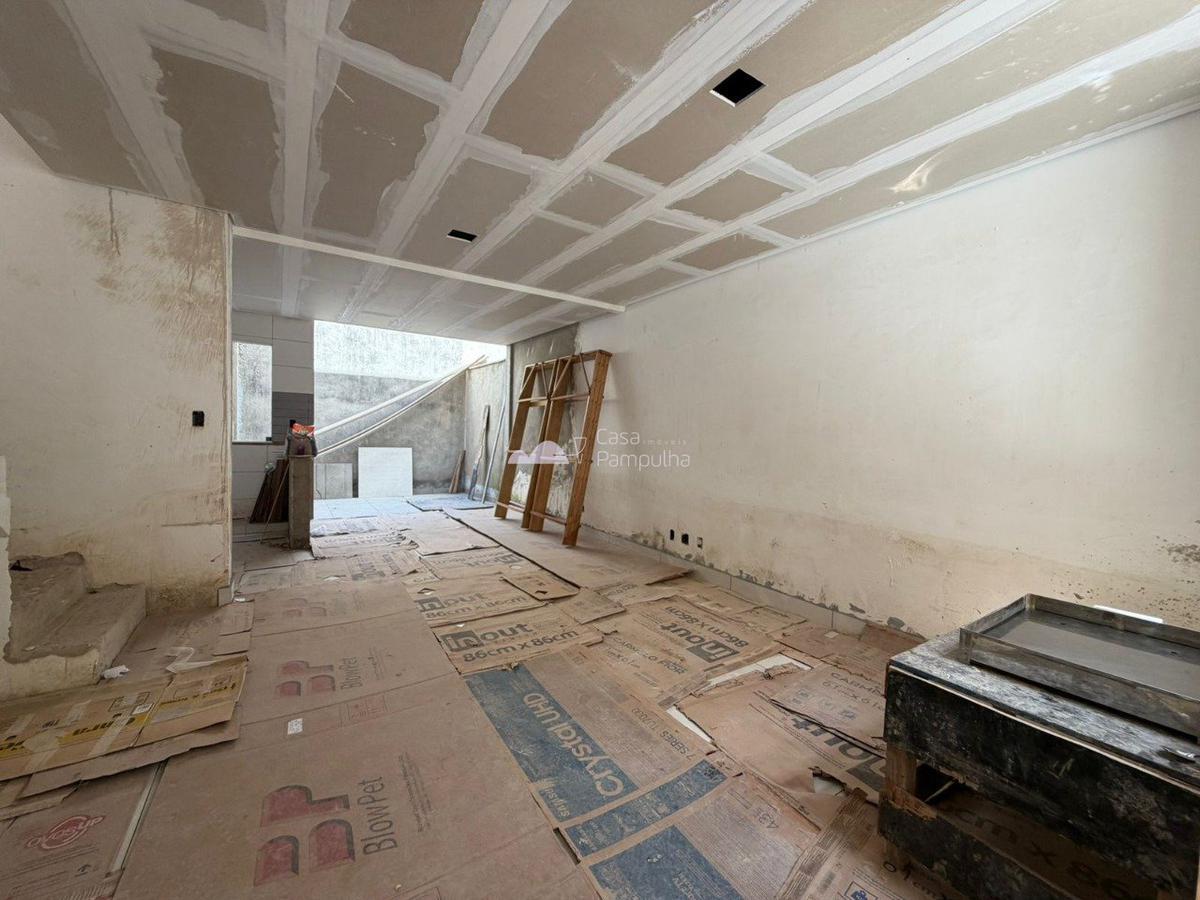 Casa, Itapoã, 3 Quartos, 2 Vagas, 1 Suíte