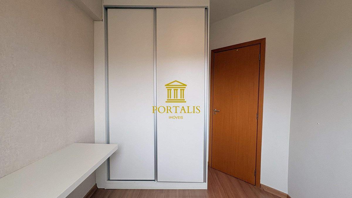 Apartamento, Sagrada Família, 3 Quartos, 2 Vagas, 1 Suíte
