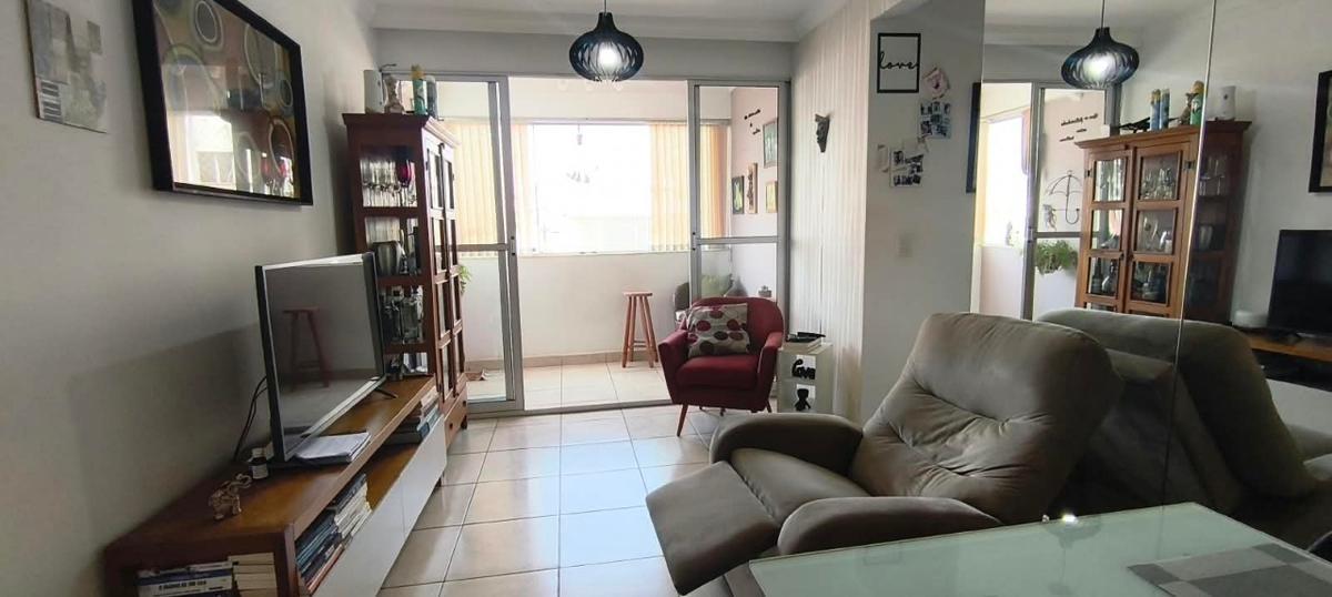 Apartamento, Sagrada Família, 3 Quartos, 2 Vagas, 1 Suíte