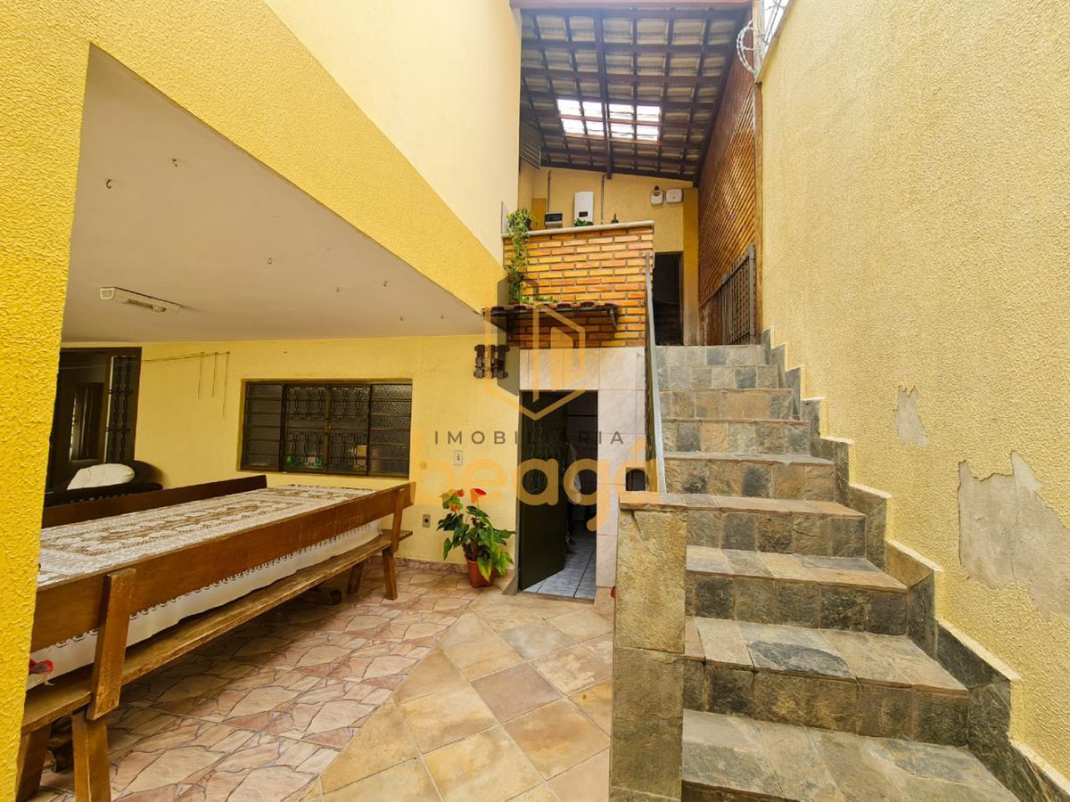 Casa, Santa Mônica, 3 Quartos, 2 Vagas, 2 Suítes
