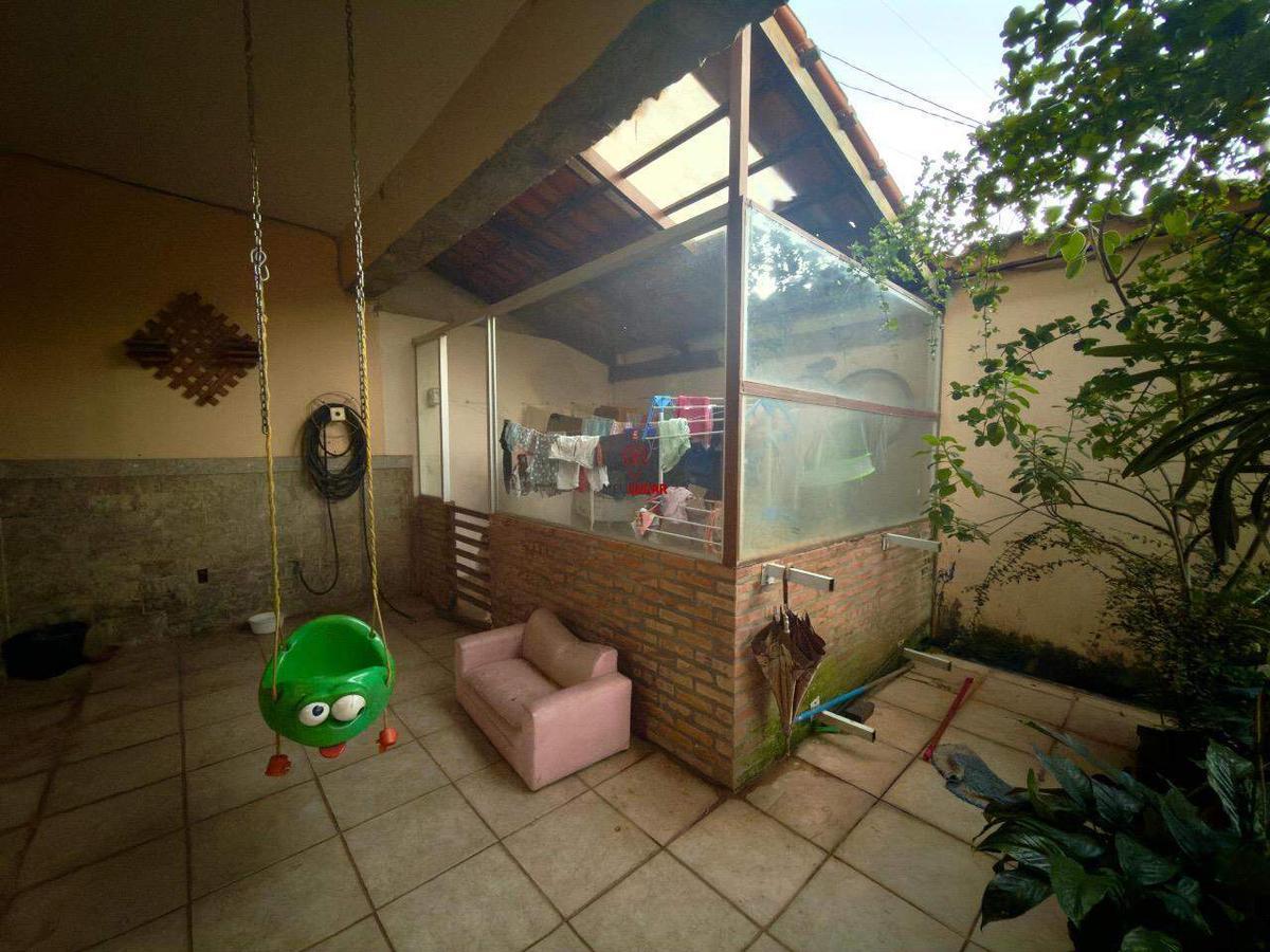 Casa, Diamante, 5 Quartos, 2 Vagas, 1 Suíte