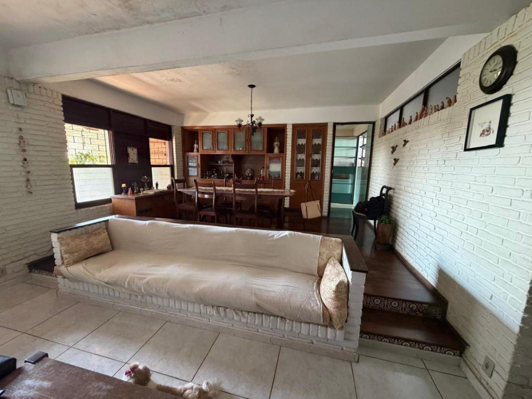 Casa, São Lucas, 3 Quartos, 2 Vagas, 1 Suíte