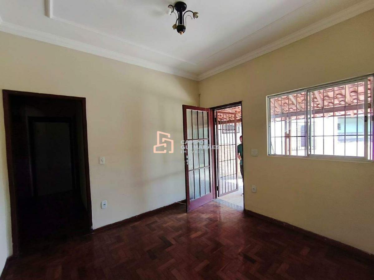 Casa, Inconfidentes, 2 Quartos, 4 Vagas