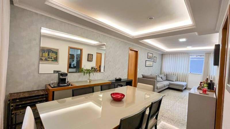 Apartamento, Castelo, 3 Quartos, 2 Vagas, 1 Suíte