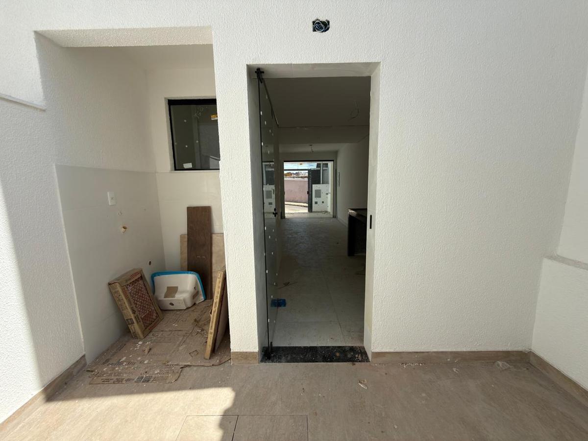 Casa, Planalto, 3 Quartos, 2 Vagas, 1 Suíte