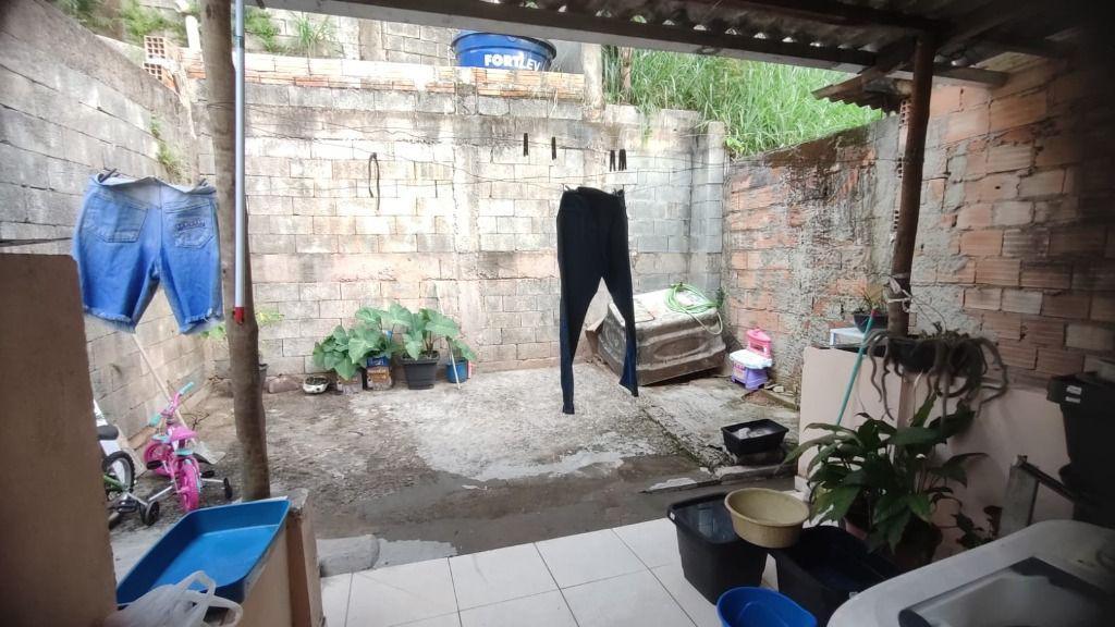 Casa, Fogo Apagou, 4 Quartos, 0 Vaga