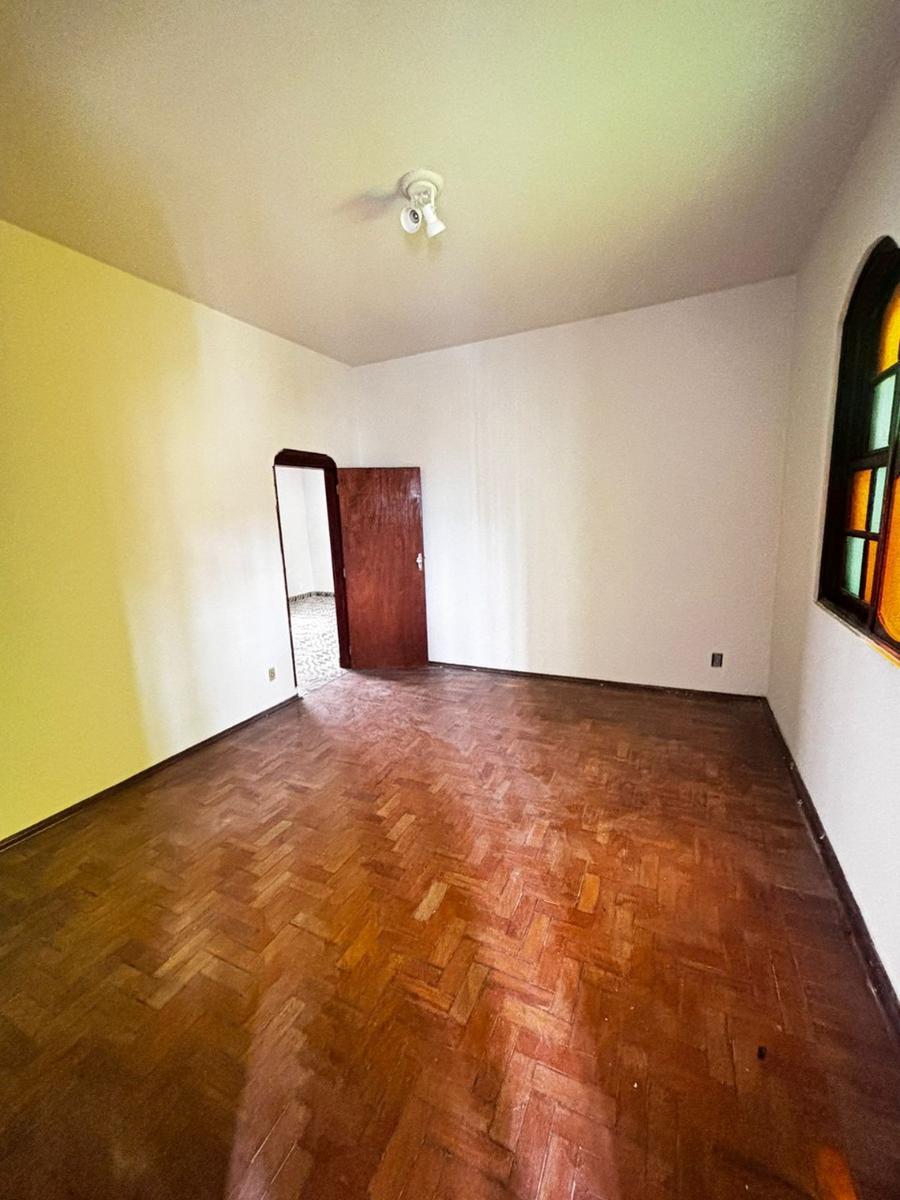 Apartamento, Centro, 2 Quartos, 0 Vaga