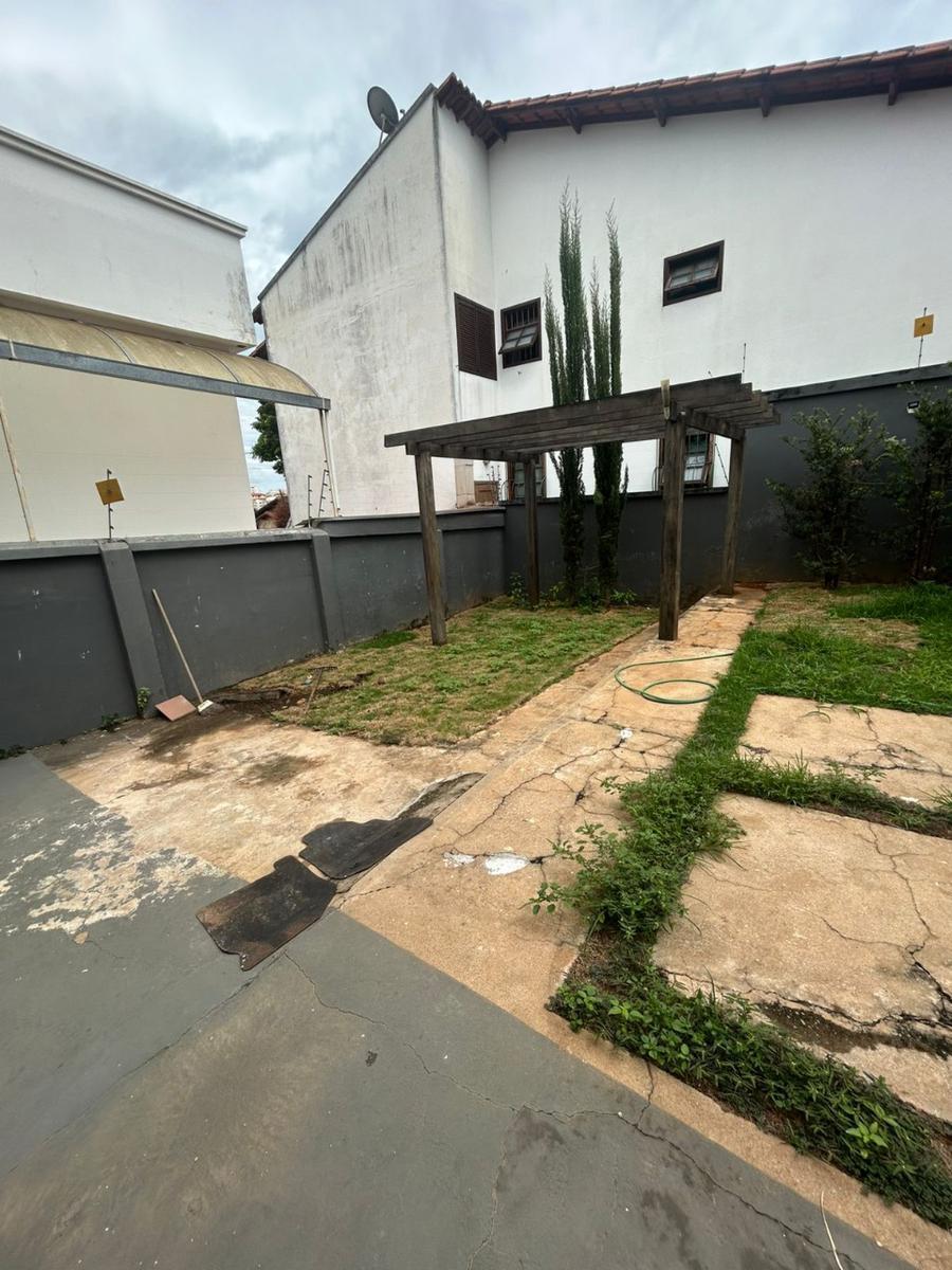 Casa, Centro, 3 Quartos, 1 Vaga, 1 Suíte