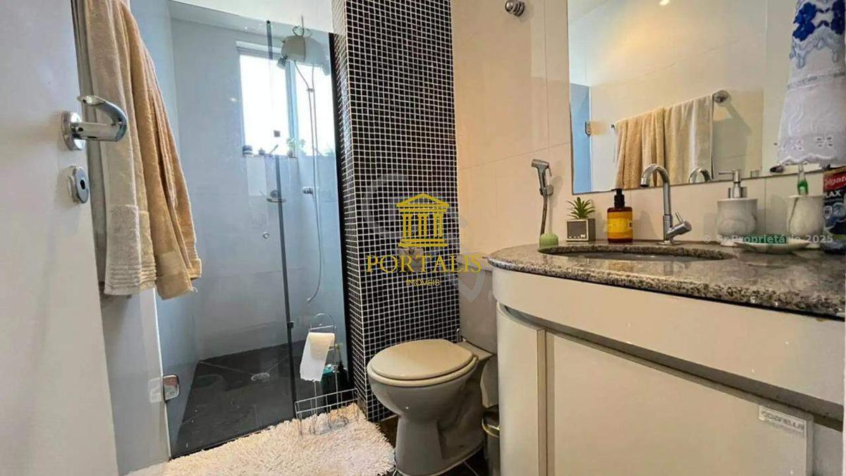 Apartamento, Grajaú, 2 Quartos, 2 Vagas, 1 Suíte