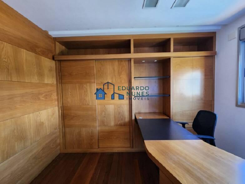 Apartamento, Funcionários, 4 Quartos, 0 Vaga, 2 Suítes