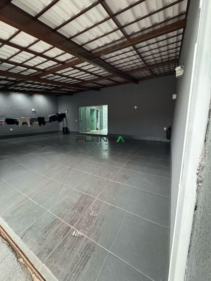 Casa, Centro, 4 Quartos, 4 Vagas, 2 Suítes