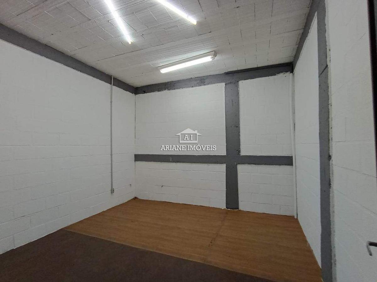 Galpão, Jardim Laguna, 0 Quarto, 0 Vaga