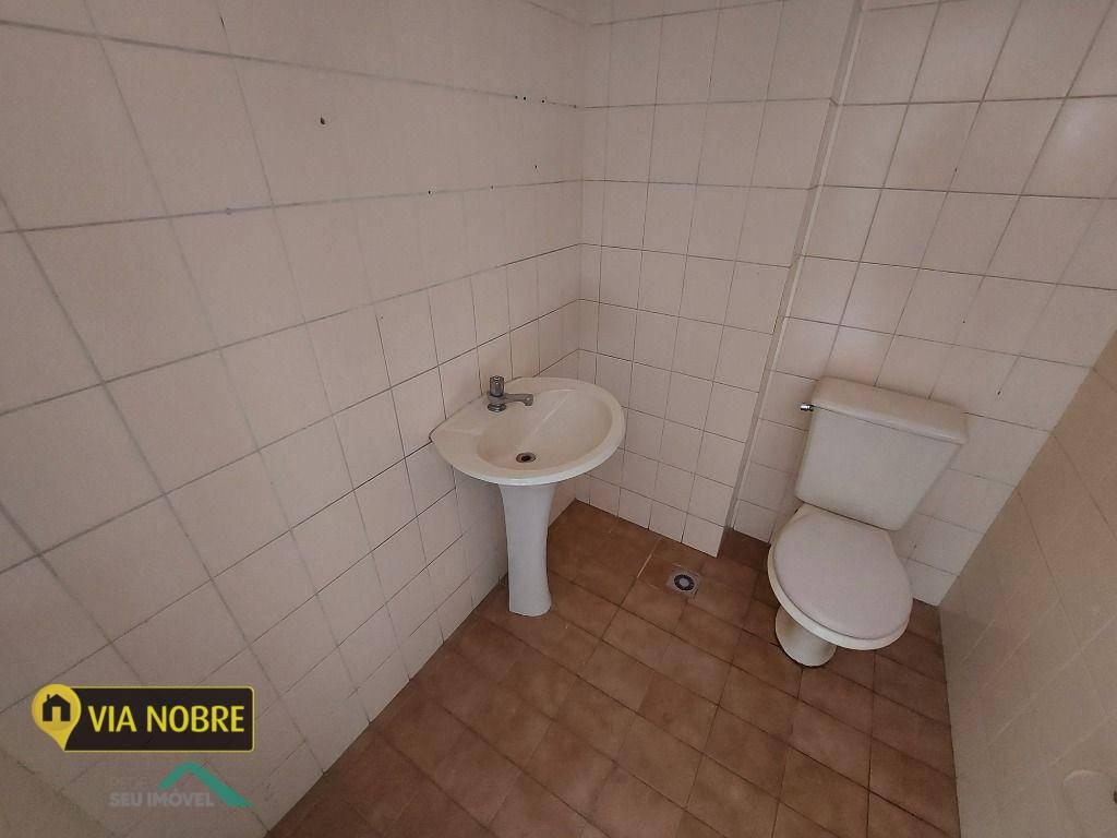 Sala, Lourdes