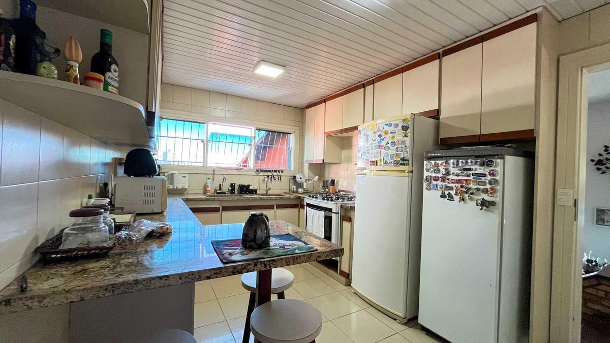 Casa, Santa Lúcia, 5 Quartos, 5 Vagas, 2 Suítes