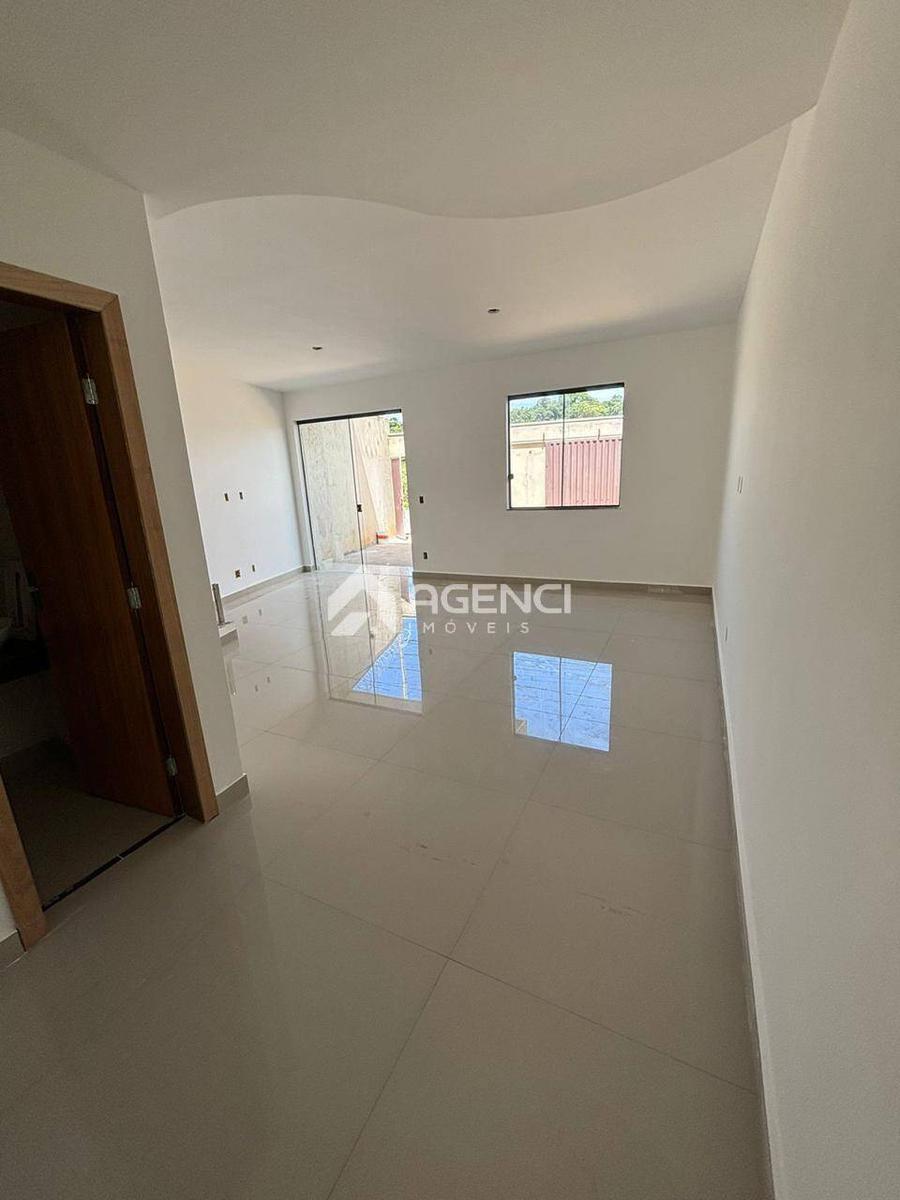 Casa, Vale das Orquídeas, 3 Quartos, 0 Vaga, 1 Suíte