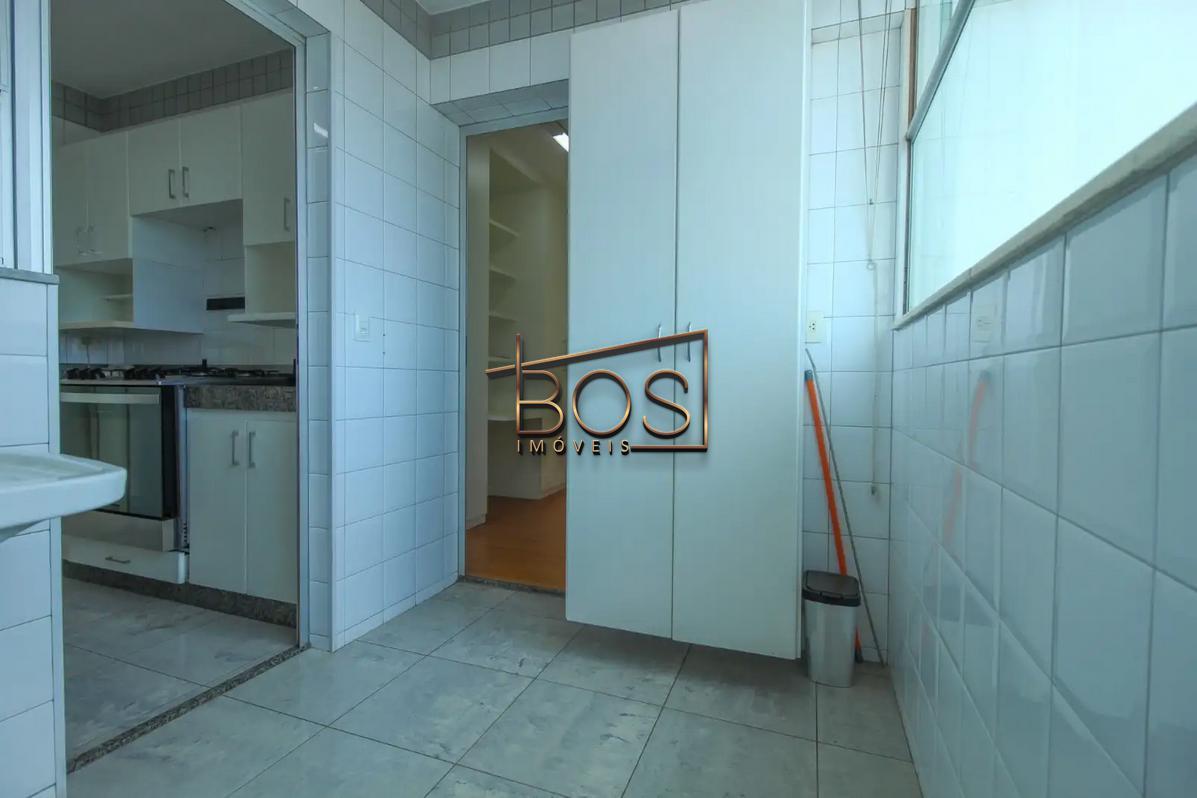 Cobertura, Funcionários, 3 Quartos, 3 Vagas, 1 Suíte