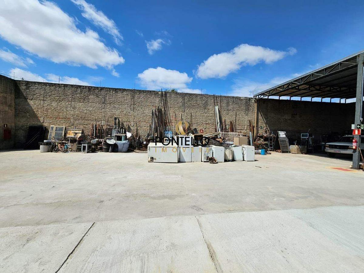 Galpão, São Francisco de Assis, 0 Quarto, 30 Vagas