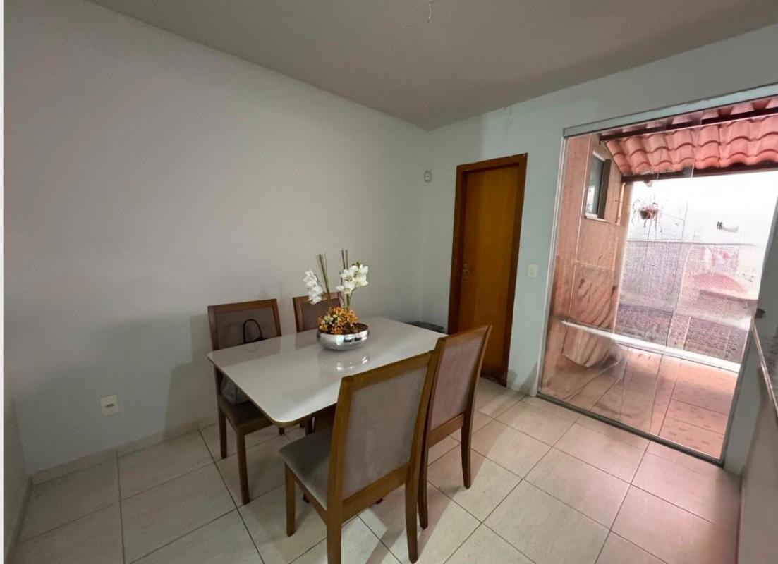 Casa, Coqueiros, 3 Quartos, 2 Vagas, 1 Suíte