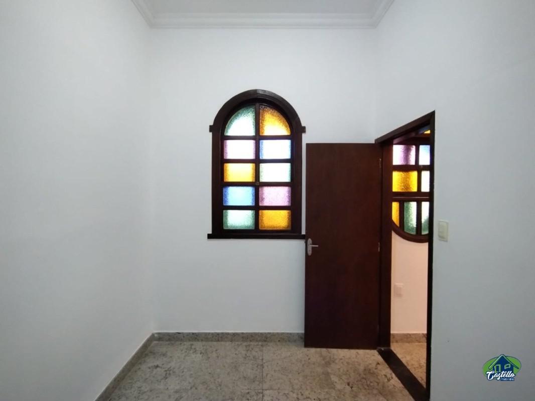 Casa, Concórdia, 4 Quartos, 2 Vagas, 1 Suíte