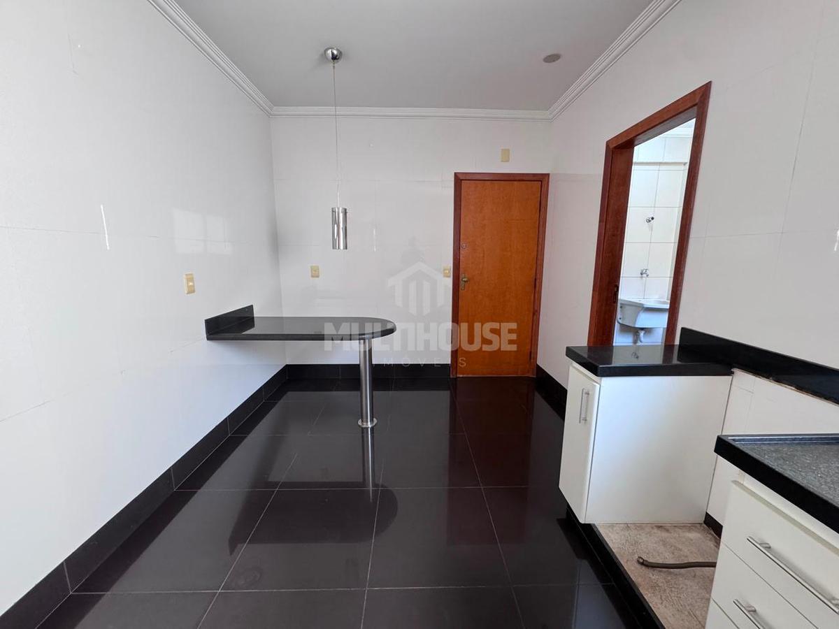 Apartamento, Itapoã, 3 Quartos, 2 Vagas, 1 Suíte