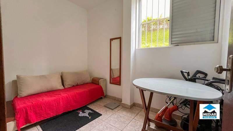 Casa, Buritis, 5 Quartos, 4 Vagas, 1 Suíte