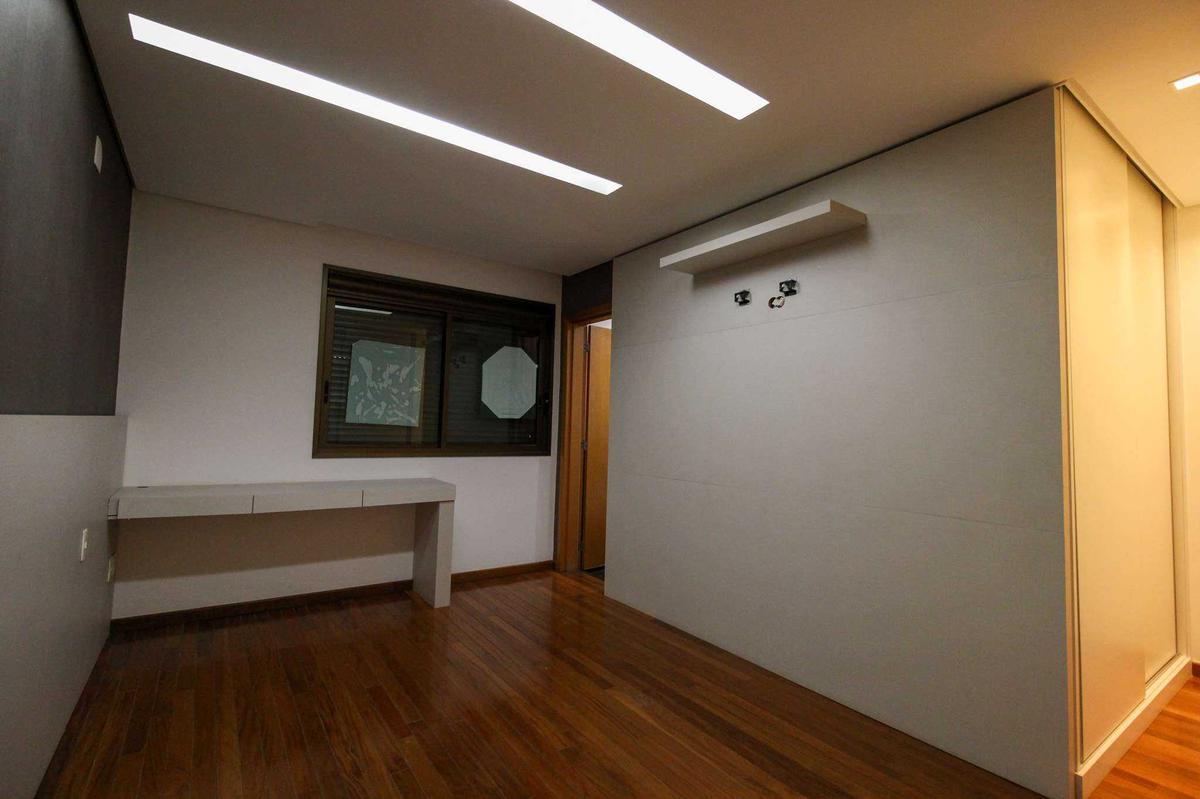 Apartamento, Sion, 4 Quartos, 4 Vagas, 3 Suítes