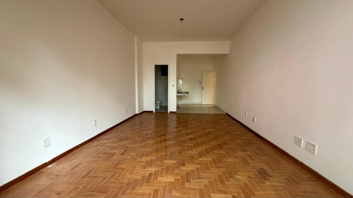 Apartamento, Centro, 1 Quarto, 0 Vaga, 1 Suíte