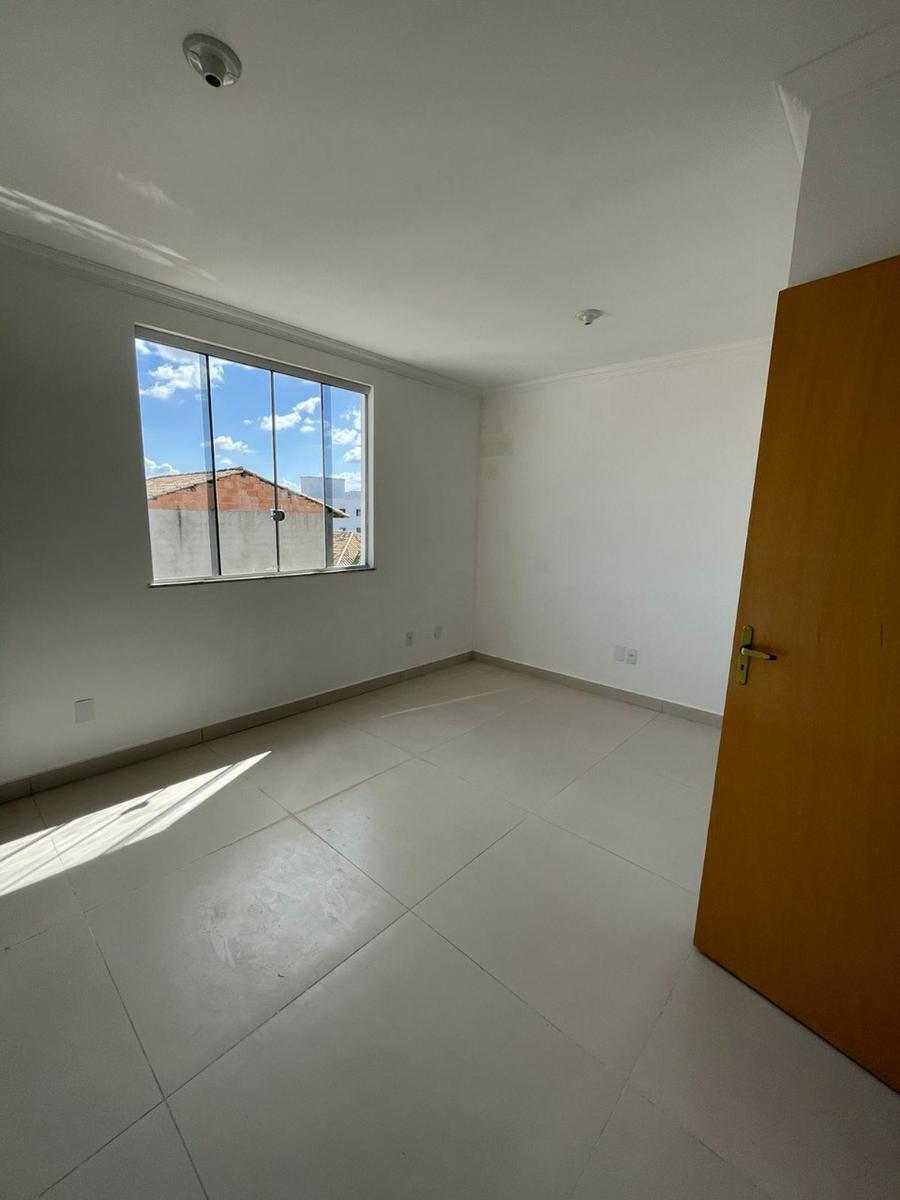 Casa, Xangri-lá, 3 Quartos, 4 Vagas, 1 Suíte