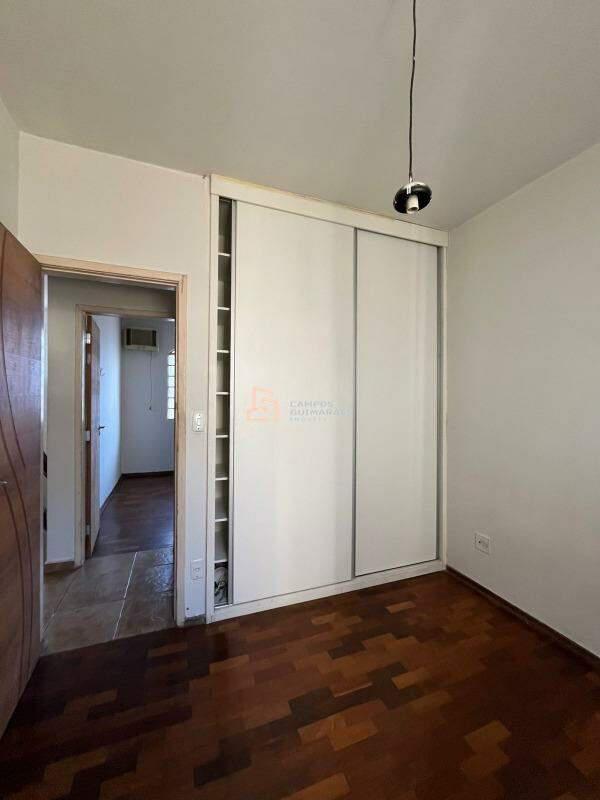 Casa, Santa Branca, 2 Quartos, 1 Vaga