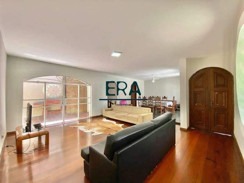 Casa, Sion, 4 Quartos, 6 Vagas, 1 Suíte