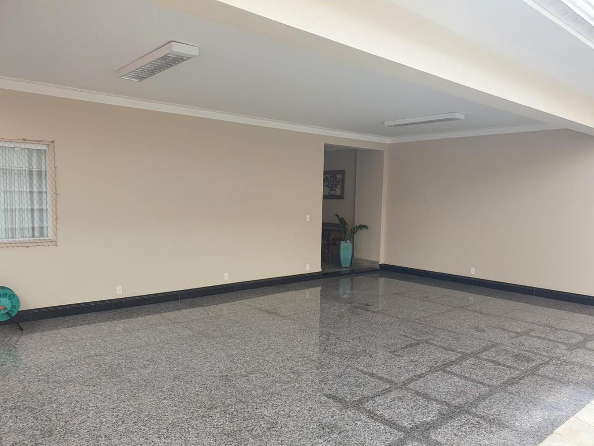 Casa, Parque São José, 3 Quartos, 30 Vagas, 1 Suíte