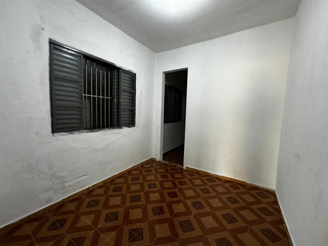 Casa, Centro, 2 Quartos, 3 Vagas