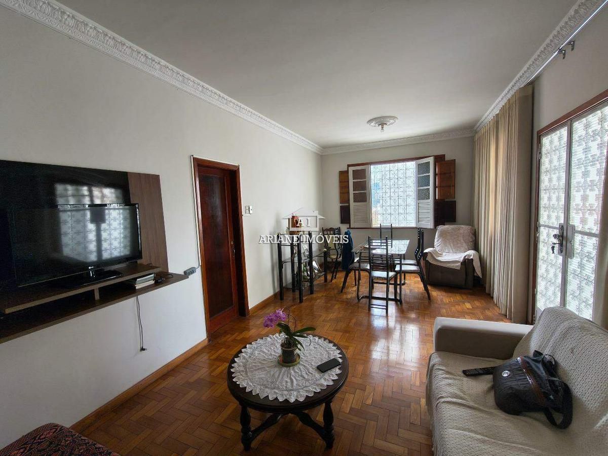 Casa, Colégio Batista, 4 Quartos, 2 Vagas