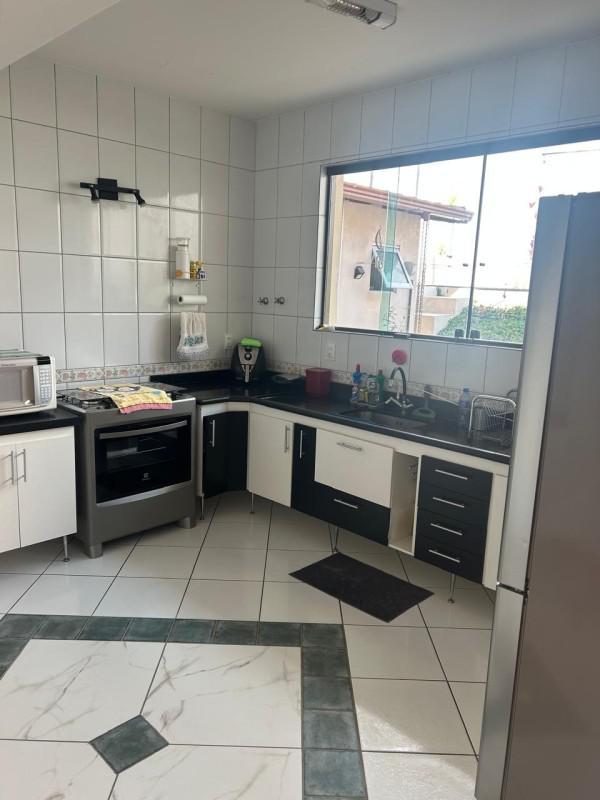 Casa, Fernão Dias, 4 Quartos, 4 Vagas, 1 Suíte