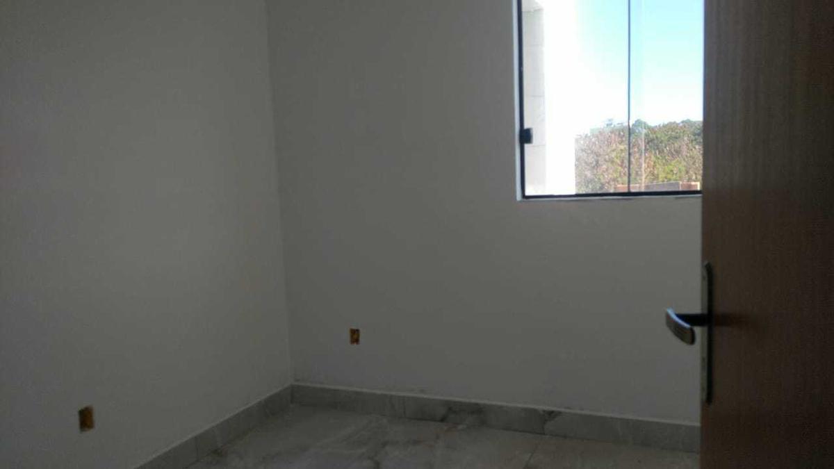 Casa, Parque Xangri-lá, 3 Quartos, 2 Vagas, 1 Suíte