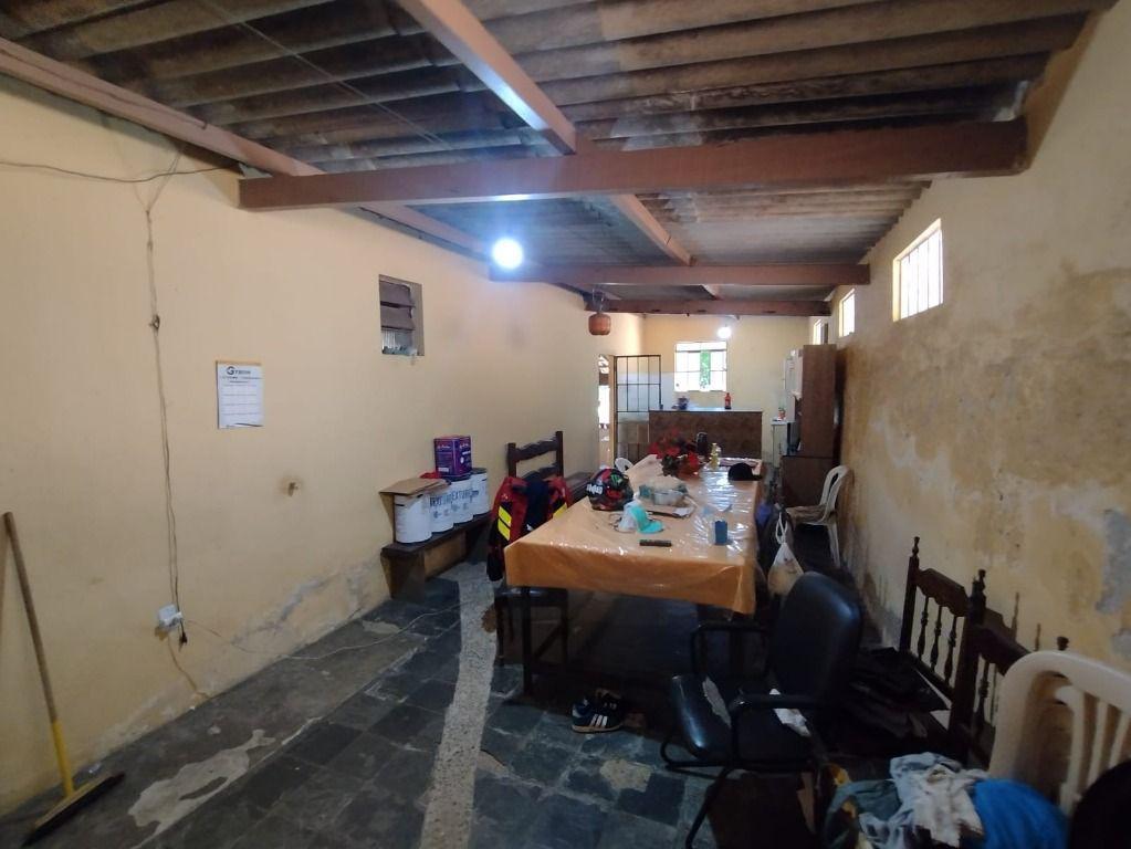 Casa, Vila Eugênio Rossi, 5 Quartos, 0 Vaga
