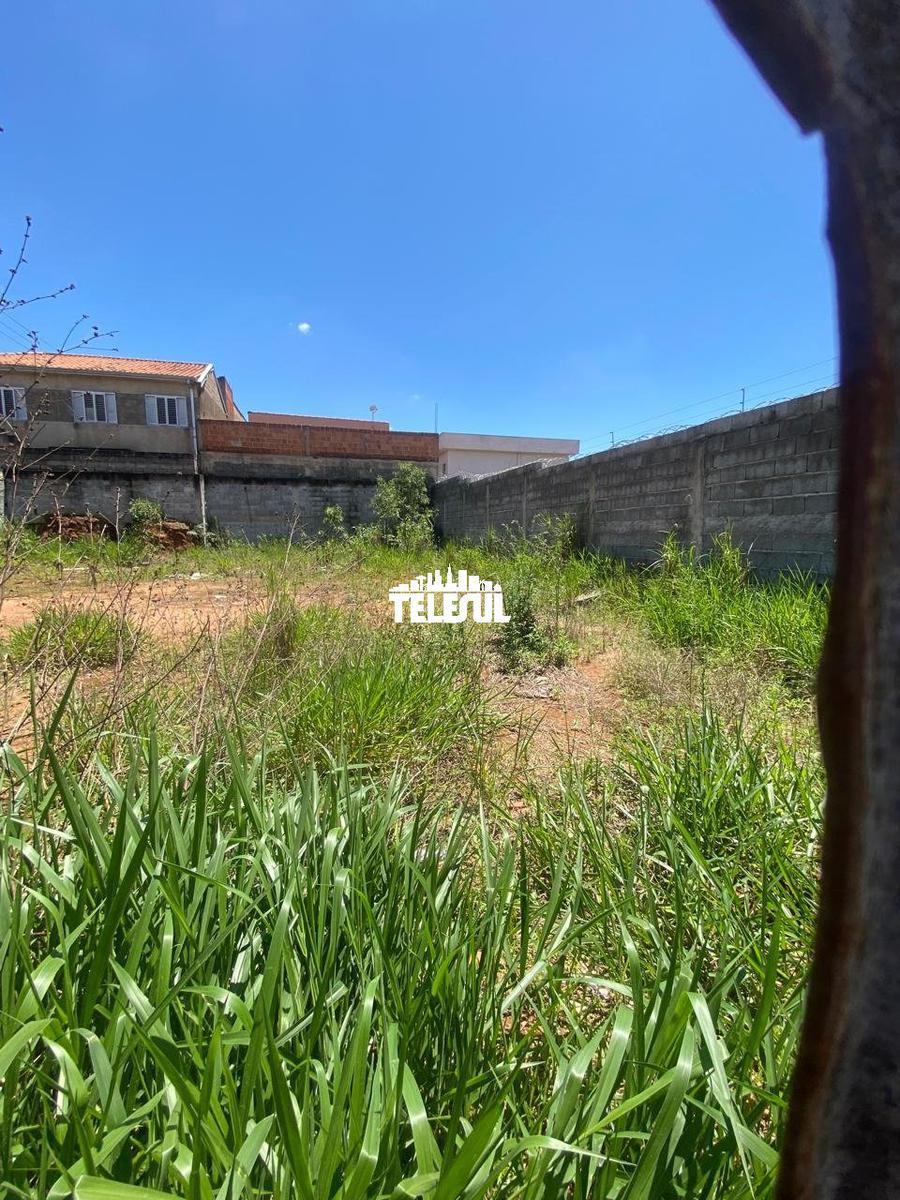 Lote, Vila Barcelona, 0 Quarto, 0 Vaga